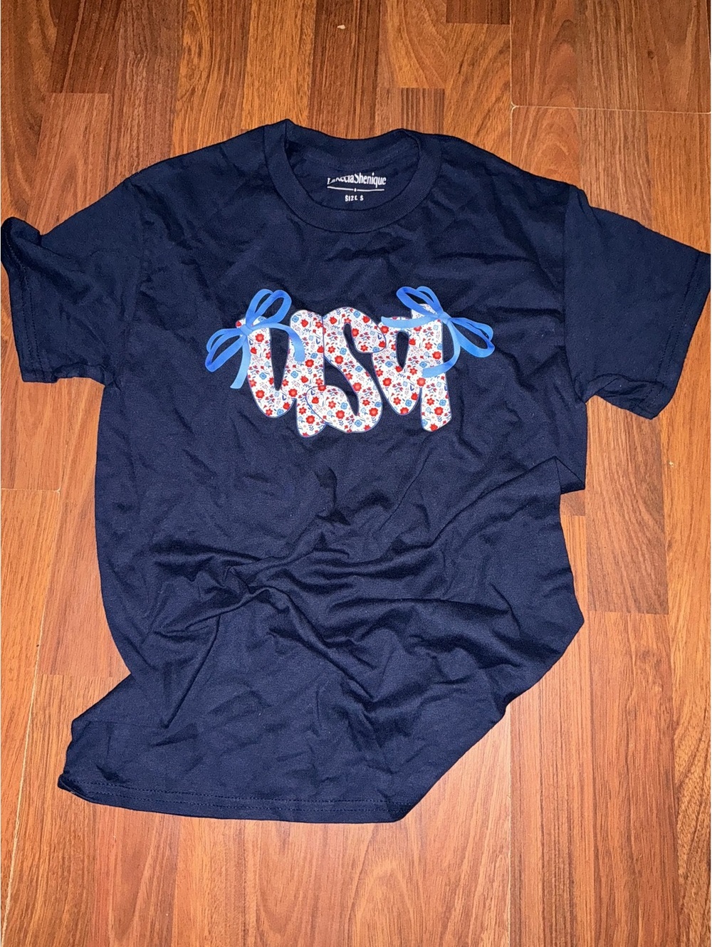 USA Graphic T-Shirt Size S Navy Blue